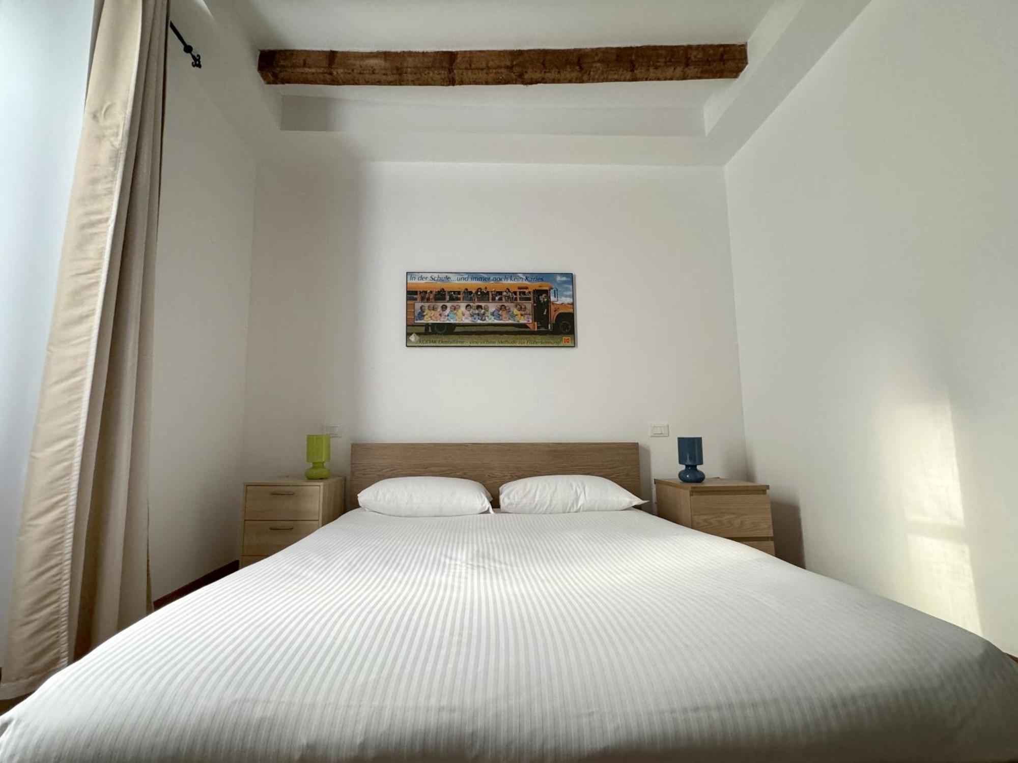 Joivy Cosy Ticinese Retreat 1-Bed Flat Near The Duomo Apartment Milan Bagian luar foto